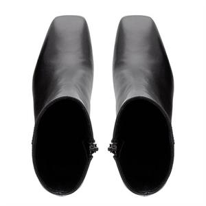 Carl Scarpa Ace Black Leather Heel Boots